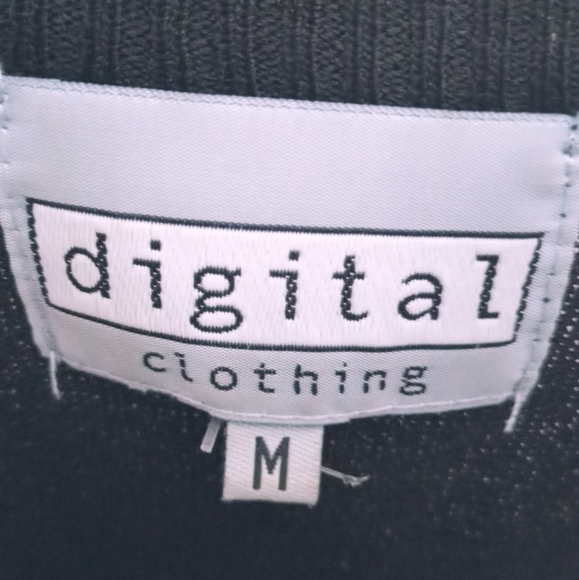 Digital sleeveless turtle neck top - Picture 5 of 5